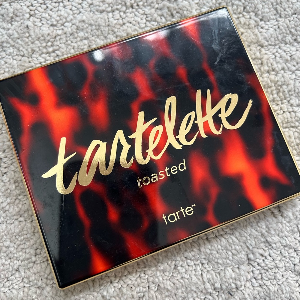 Tarte Tartlette Toasted palette